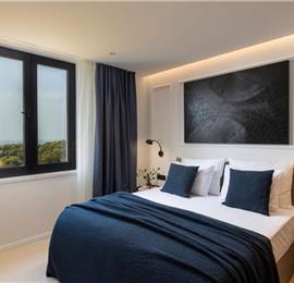 7 Bedroom Villa with Infinity Pool and Sea Views in Dubrovnik, Sleeps 14